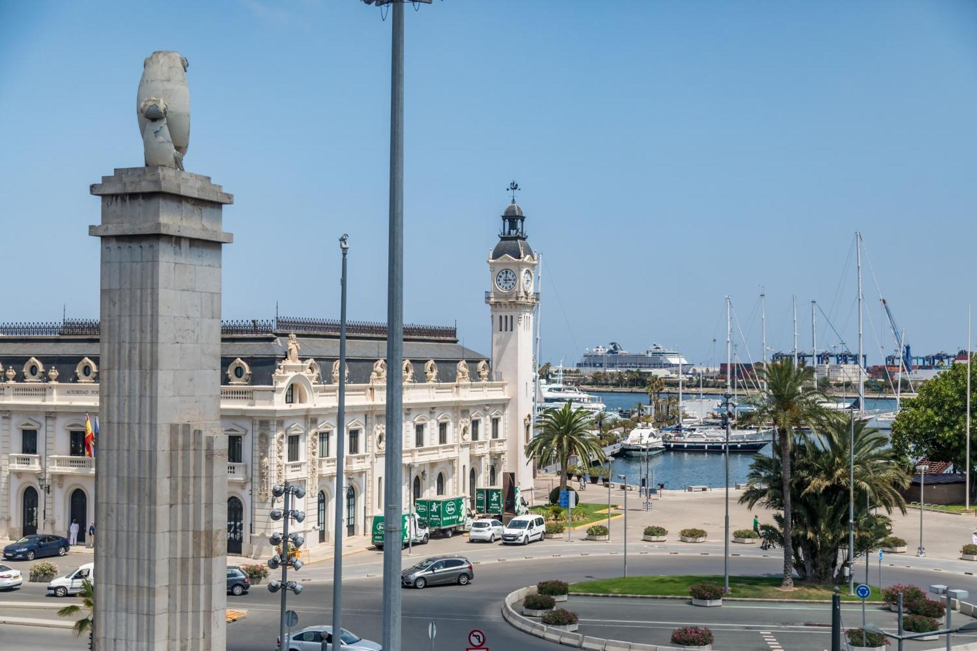 Travel Habitat Port Valencia. Valência Exterior foto